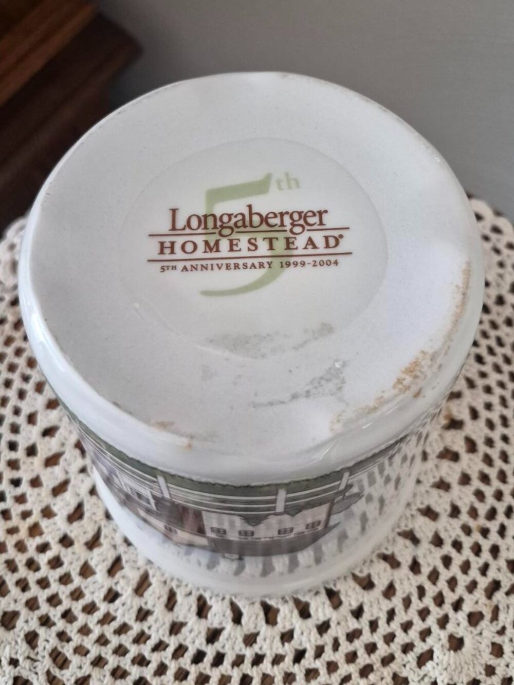 Longaberger Pottery 'Homestead' Crock with Lid - Picture 5 of 7